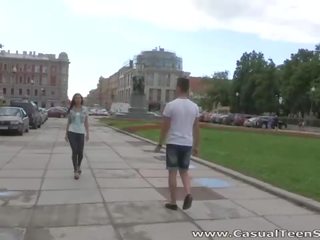 Miellyttävä venäläinen teinit kettumainen perseestä kova