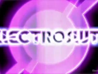 음탕 한 electrosluts